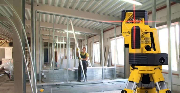 Stabila 02180 LA 180 Layout Laser Level Set