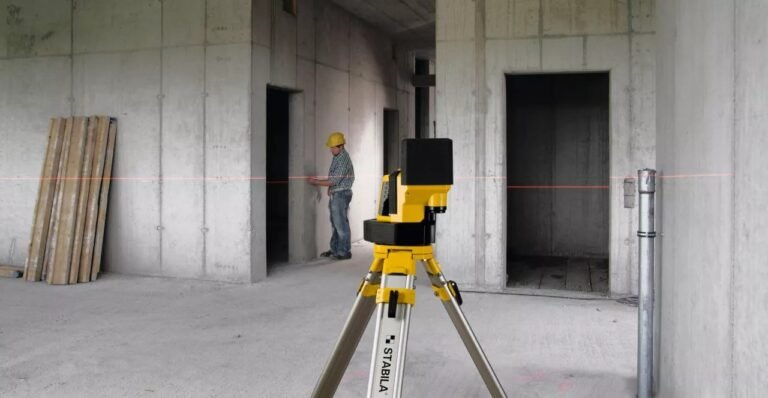 Stabila 02180 LA 180 Layout Laser Level Set