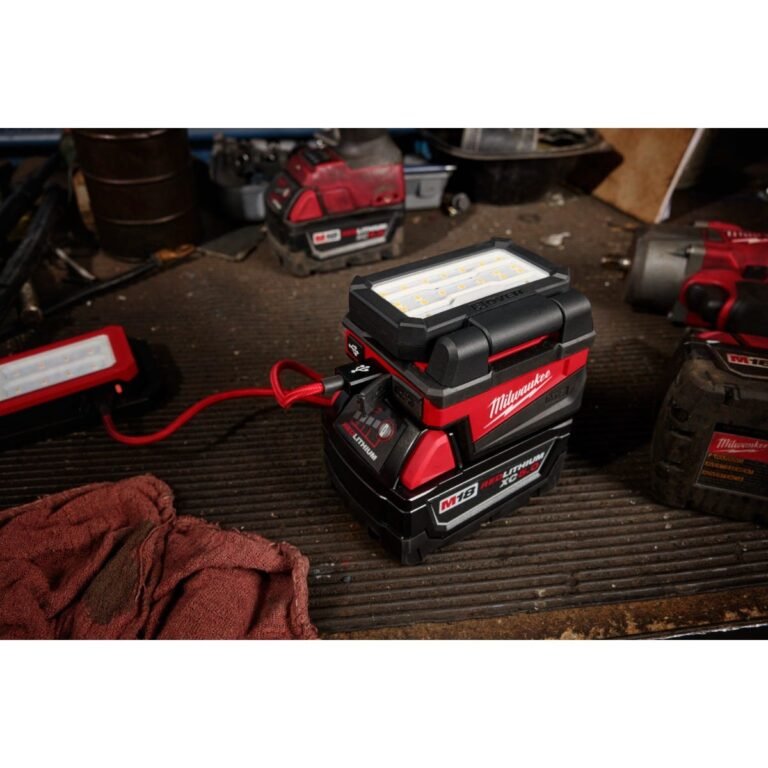 Milwaukee 2359-20 M18 ROVER Compact Folding Flood Light