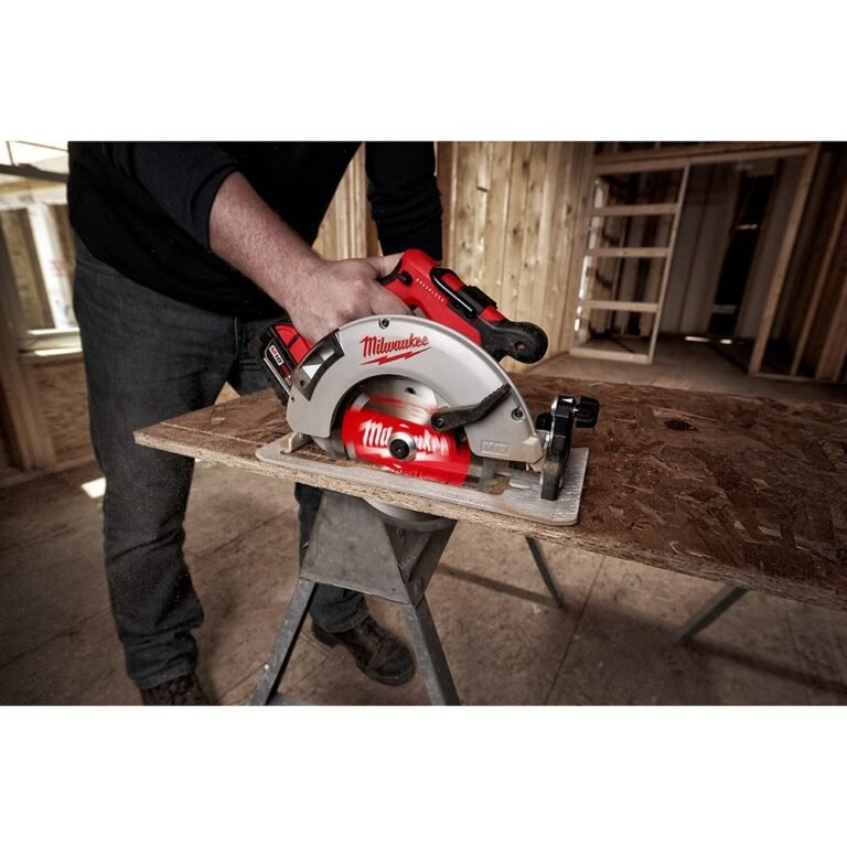 Milwaukee 2631-20 M18 Brushless 7-1/4″ Circular Saw, Tool Only