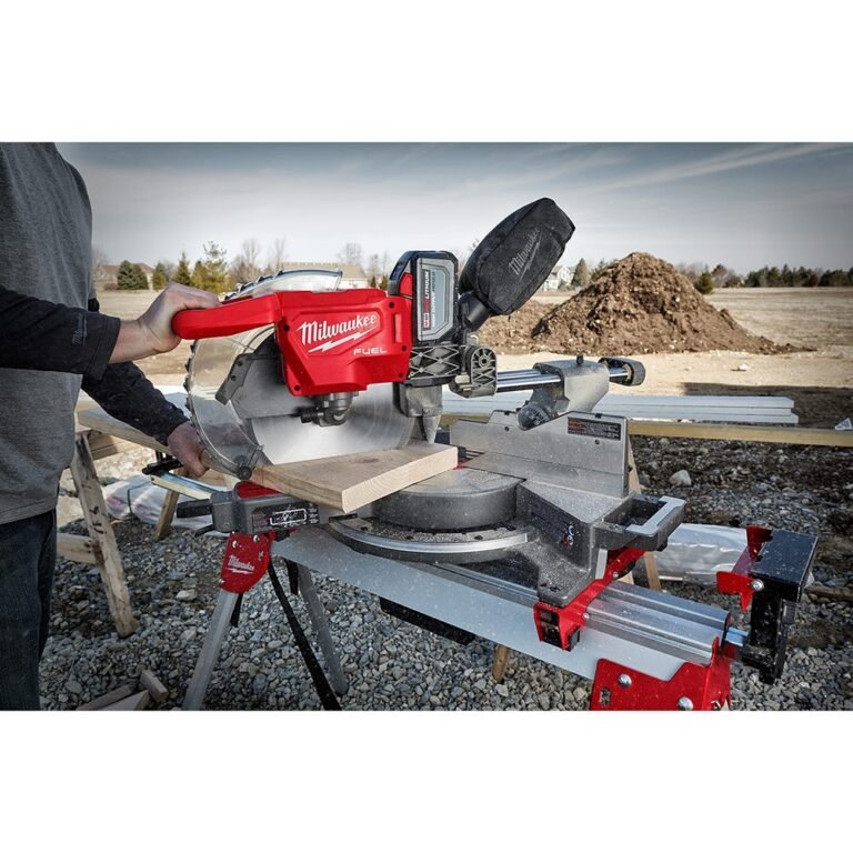 Milwaukee 2739-20 M18 FUEL 12″ Dual Bevel Sliding Compound ONE-KEY Miter Saw, Tool Only