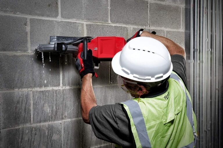 Milwaukee 2786-22HD M18 FUEL Brushless Cordless 9-Inch Cut-Off Saw with ONE-KEY 12.0Ah Kit