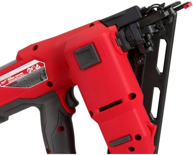 Milwaukee 2839-20 M18 FUEL 15-Gauge Finish Nailer, Tool Only