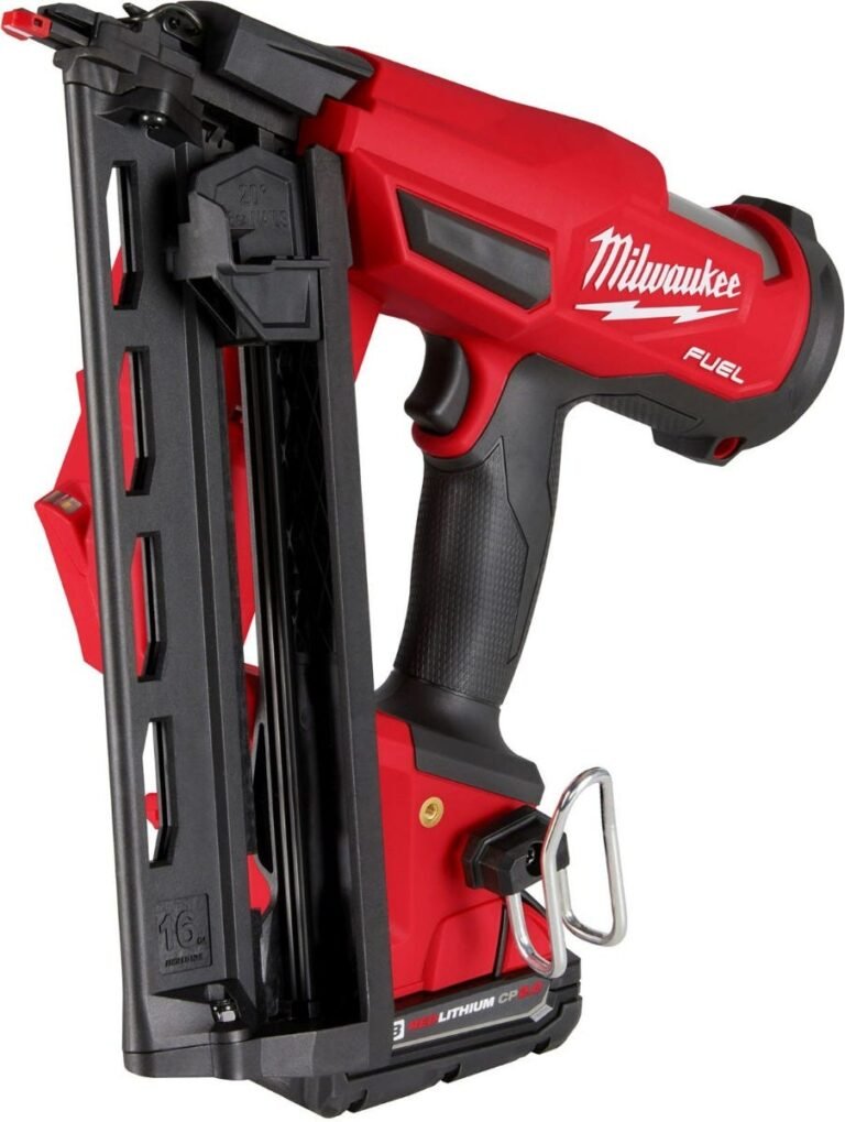 Milwaukee 2841-21CT M18 FUEL 16-Gauge Angled Finish Nailer 2.0Ah Kit