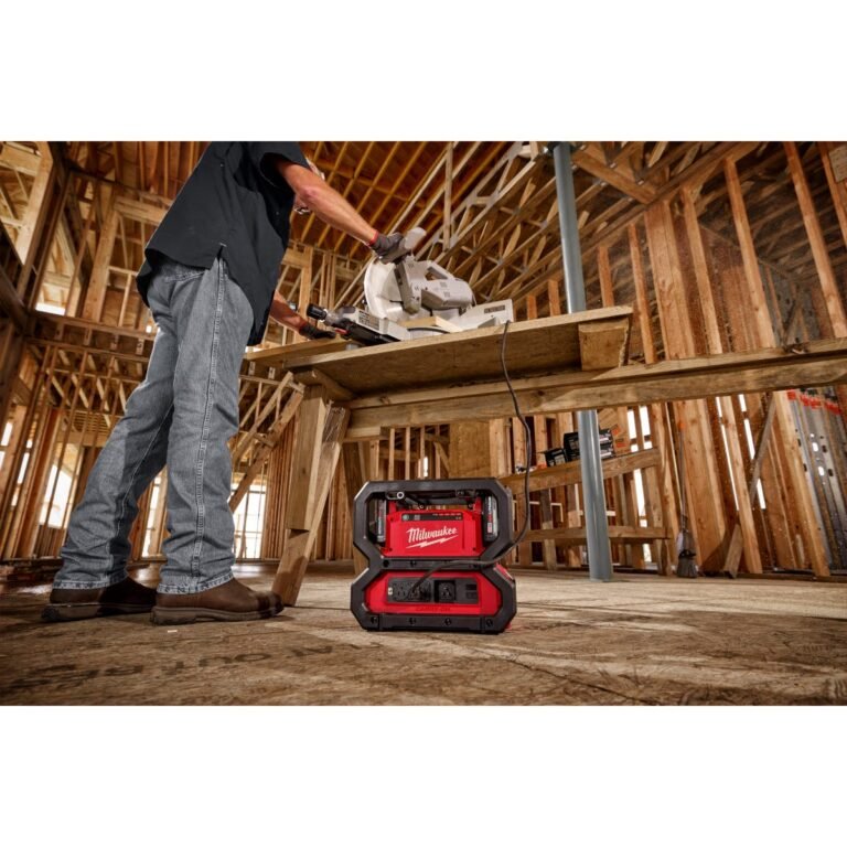 Milwaukee 2845-20 M18 CARRY-ON 3600W/1800W Power Supply