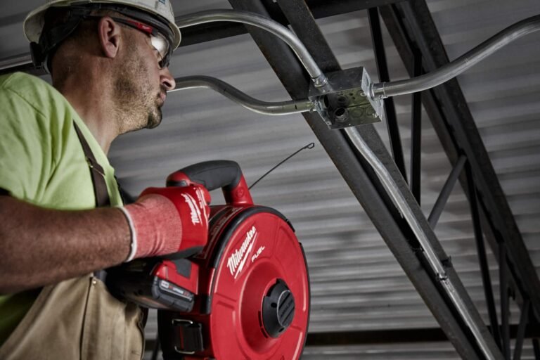 Milwaukee 2873-20 M18 FUEL Angler Pulling Fish Tape Powered Base, Tool Only