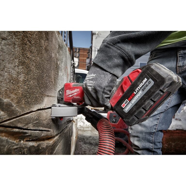 Milwaukee 2889-20 M18 FUEL 4-1/2-in / 5-in Variable Speed Braking Grinder, Slide Switch Lock-On , Tool Only