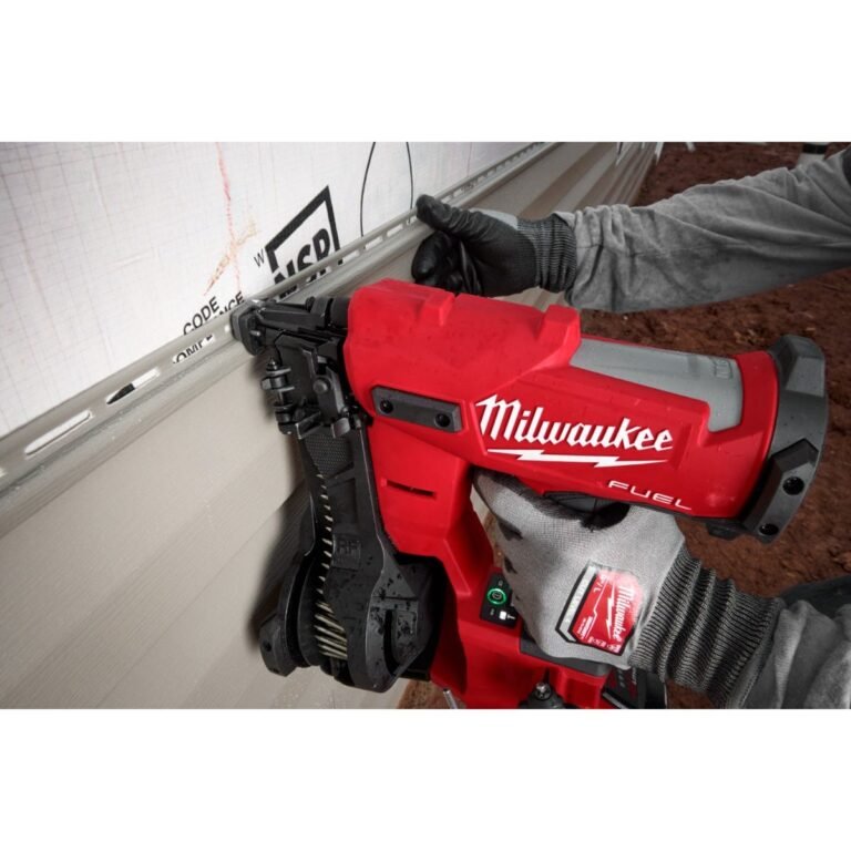 Milwaukee 2909-20 M18 FUEL Coil Roofing Nailer, Tool Only