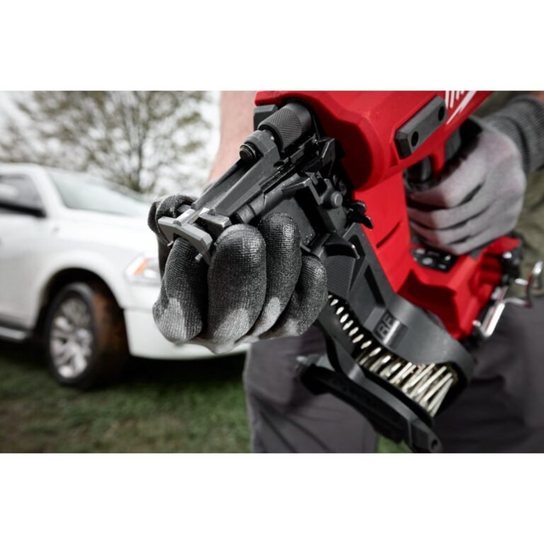 Milwaukee 2909-20 M18 FUEL Coil Roofing Nailer, Tool Only