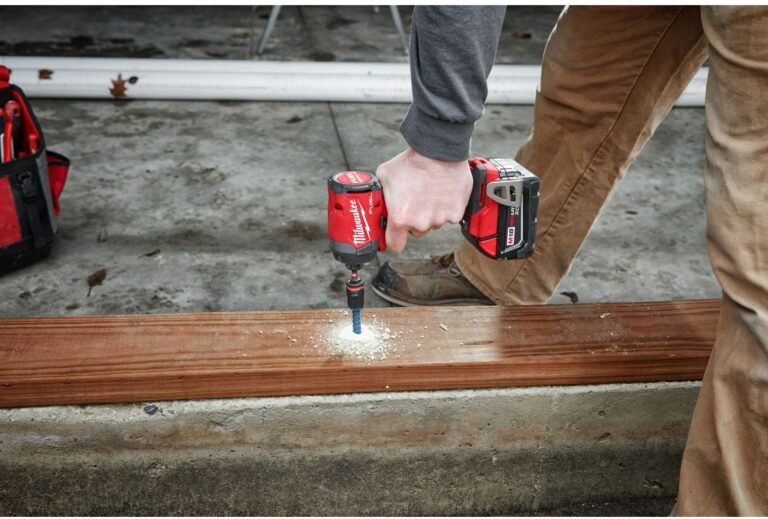 Milwaukee 3697-22 M18 FUEL 1/2-in. Hammer Drill and 1/4-in. Hex Impact Driver Combo Kit