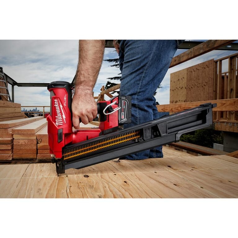 Milwaukee 48-08-2744 M18 FUEL 21-Degree Framing Nailer Extended Capacity Magazine