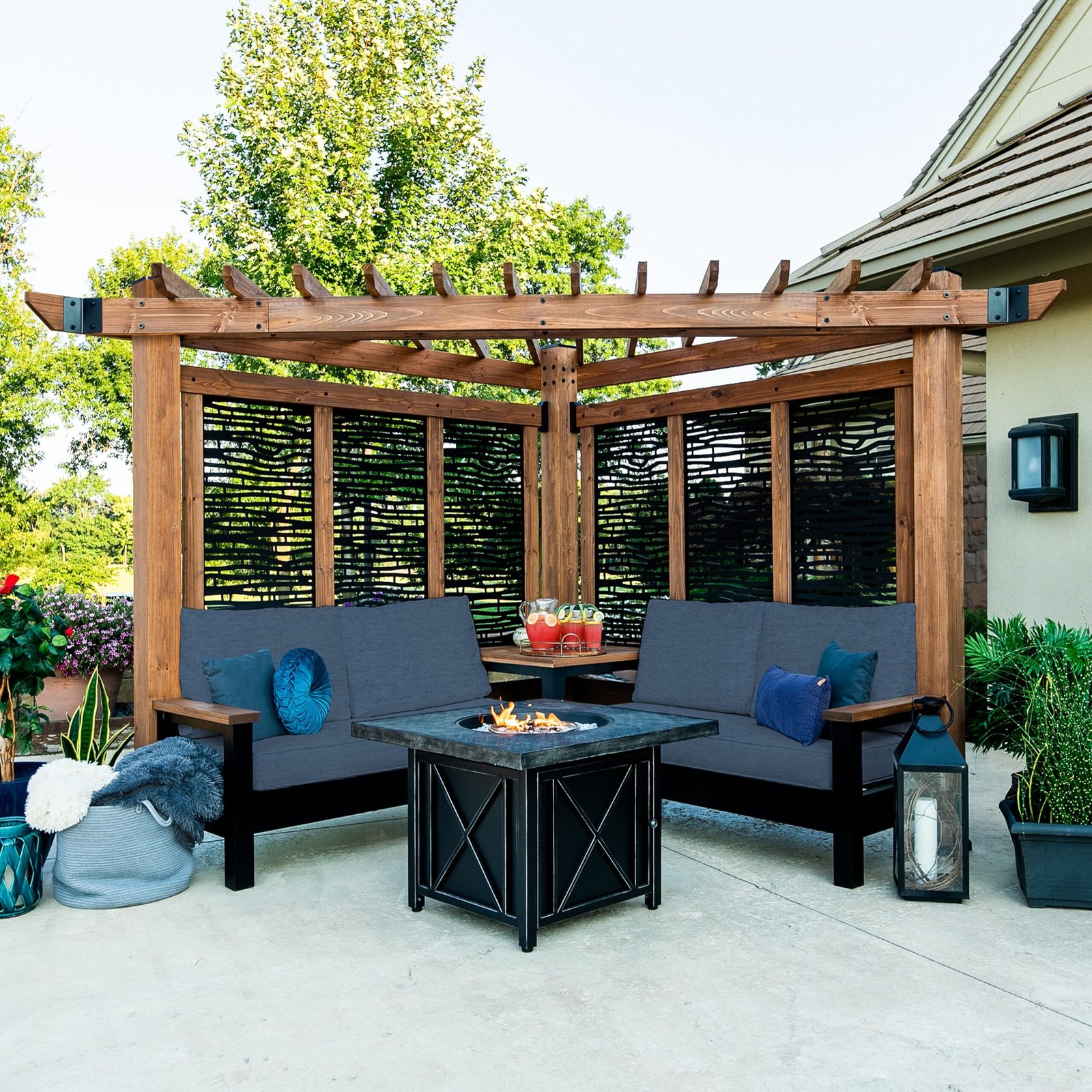 Tuscany Corner Pergola with Conversation Seating – Bamboo Panels