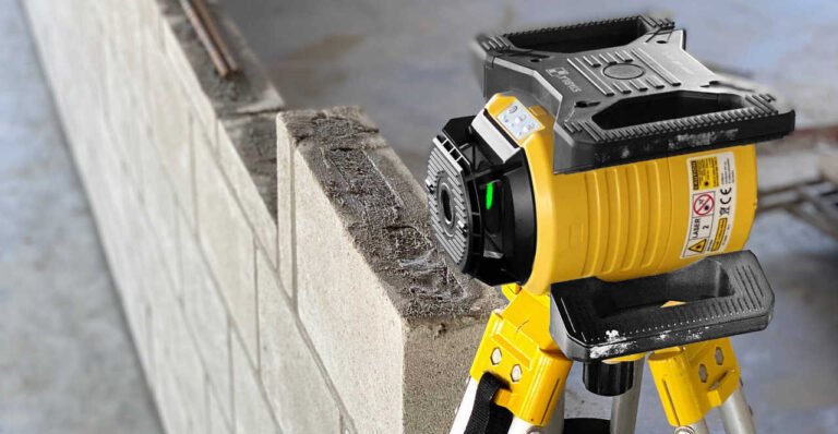 Stabila 04500TR LAR 160 G Rotation Laser Set With Tripod and Grade Rod