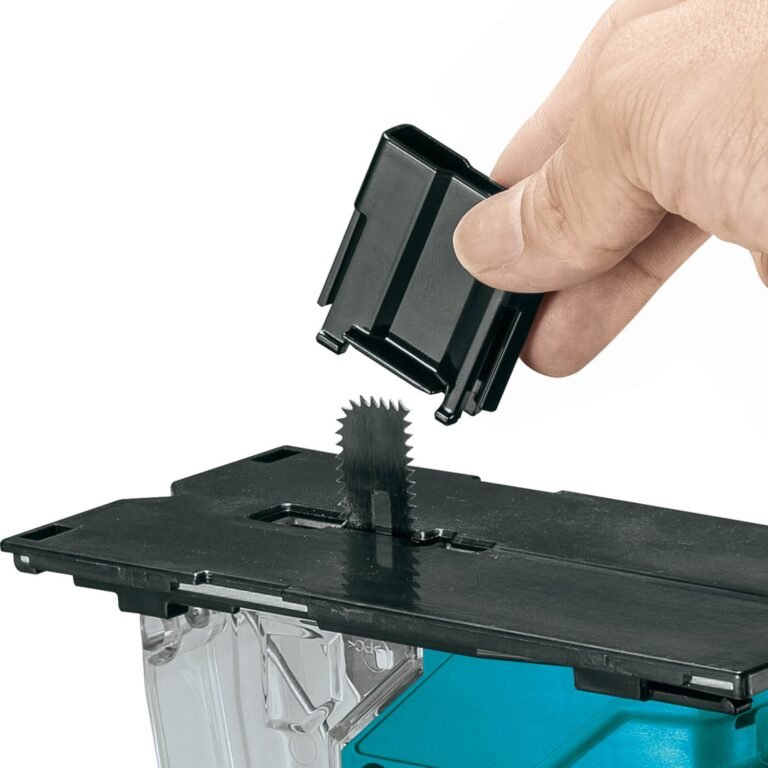 Makita XDS01Z 18V LXT Cordless Cut-Out Saw, Tool Only