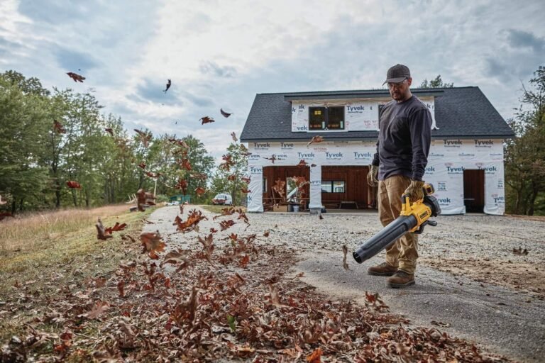 DeWalt DCBL722P1 20V MAX XR Brushless 125-MPH 450-CFM Handheld Blower 5.0Ah Kit