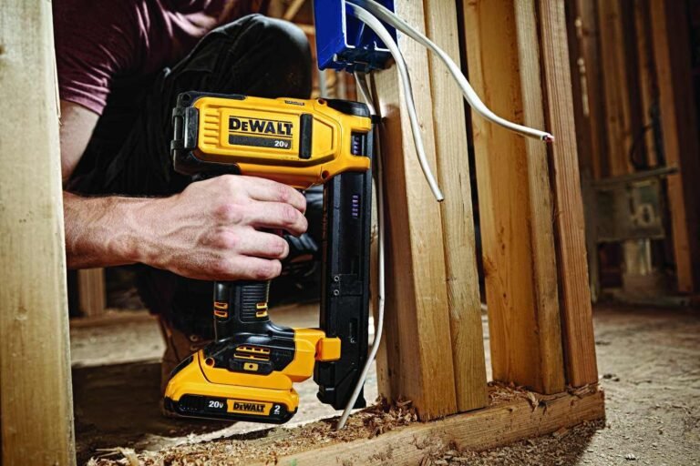 DeWalt DCN701B 20V MAX Cordless Electrician Cable Stapler, Tool Only