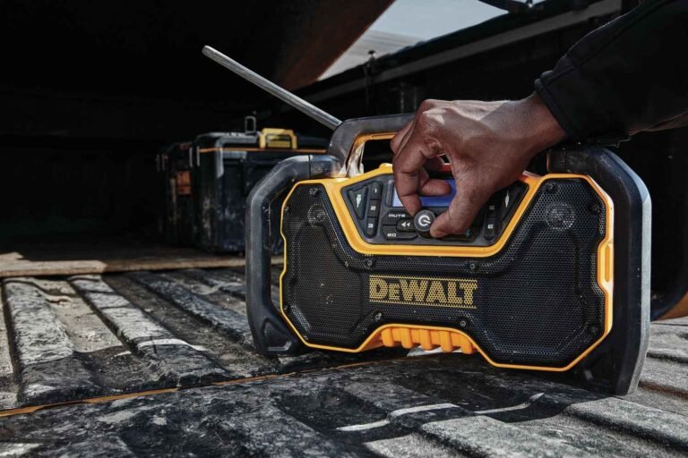 DeWALT DCR028B 12V/20V/60V Max Bluetooth Cordless Jobsite Radio, Tool Only