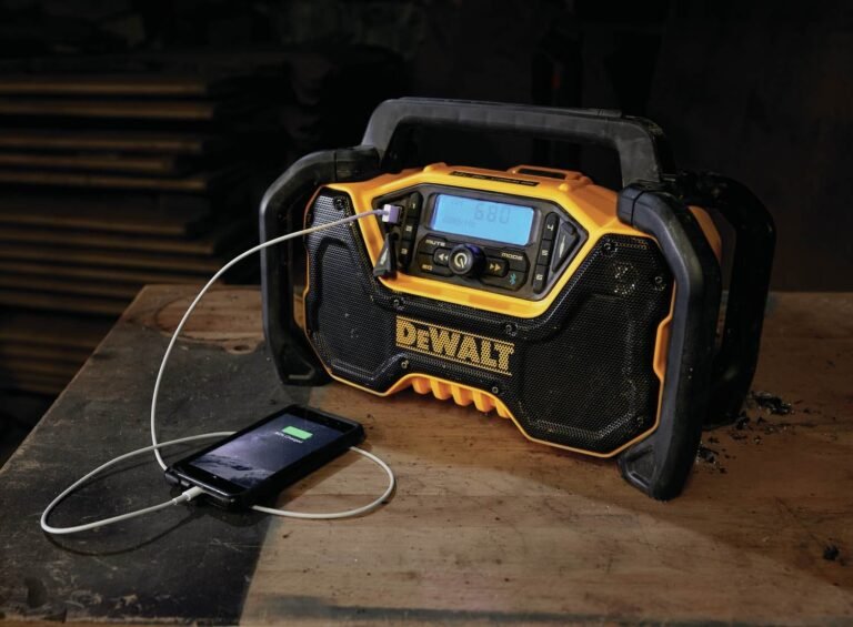 DeWALT DCR028B 12V/20V/60V Max Bluetooth Cordless Jobsite Radio, Tool Only