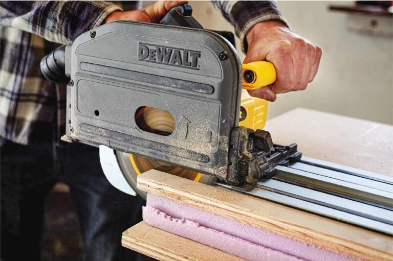 DeWalt DCS520ST1 60V Max 6-1/2″ Cordless FlexVolt Tracksaw 6AH Kit w/ 59″ Rail