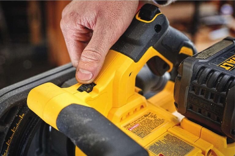 DeWalt DCS520T1 60V Max 6-1/2-Inch Cordless FlexVolt Track Saw 6.0Ah Kit