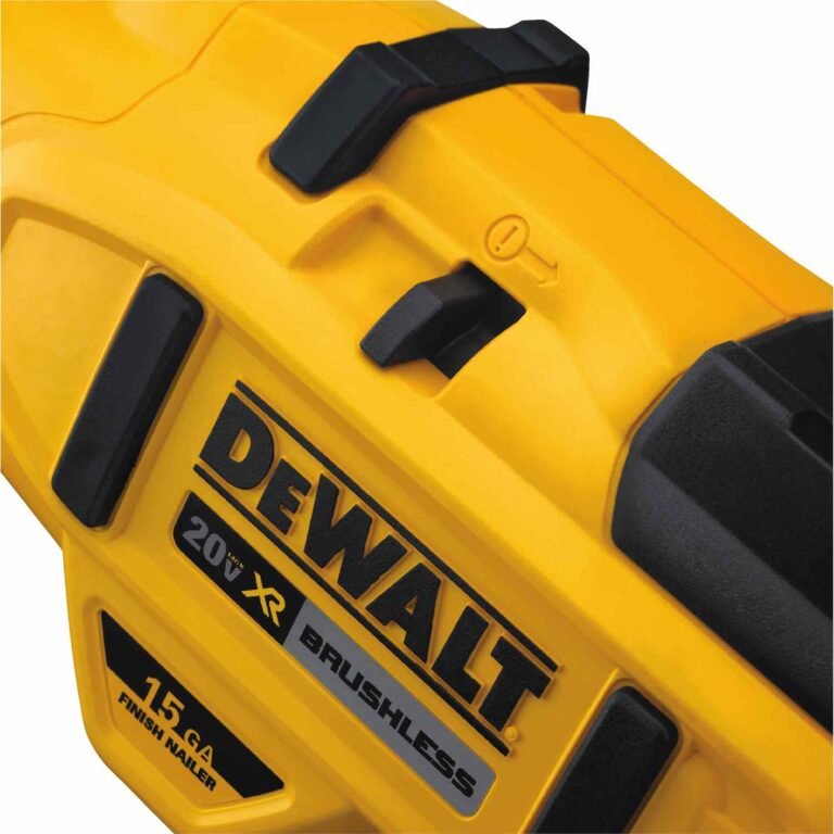 DeWalt DCN650B 20V Max XR 15 Ga Angled Finish Nailer, Tool Only