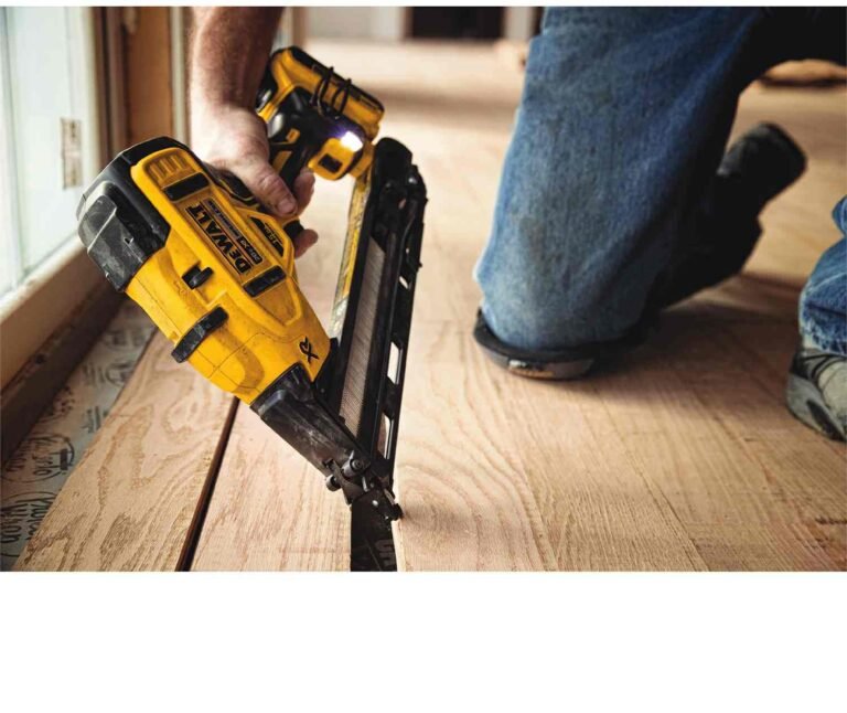 DeWalt DCN650B 20V Max XR 15 Ga Angled Finish Nailer, Tool Only