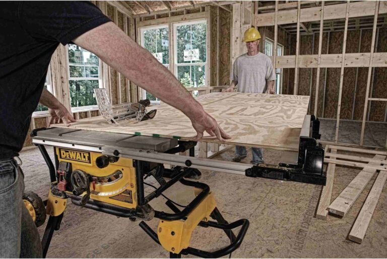 Dewalt DWE7491RS Corded 10″ Tablesaw With Wheeled Stand