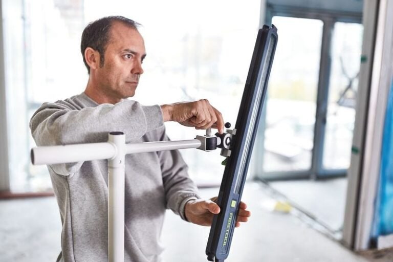 Festool 202912 Syslite STL 450 Surface Inspection Light Set w/ Tripod