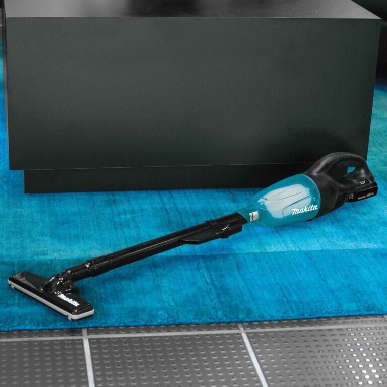 Makita XLC02R1B 18V LXT Lithium-Ion Compact Cordless Vacuum Kit (2.0Ah)