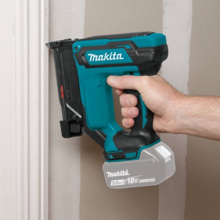 Makita XTP02Z 18V LXT Lithium-Ion Cordless 1-3/8″ Pin Nailer, 23 Ga., Tool Only