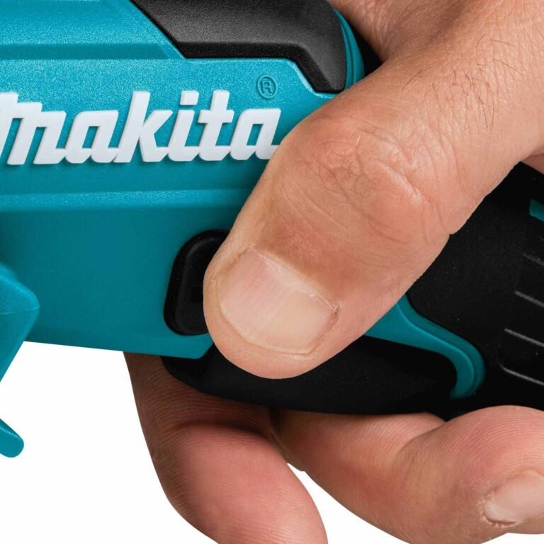 Makita PC01R3 12V max CXT Lithium-Ion Cordless Multi-Cutter Kit (2.0Ah)