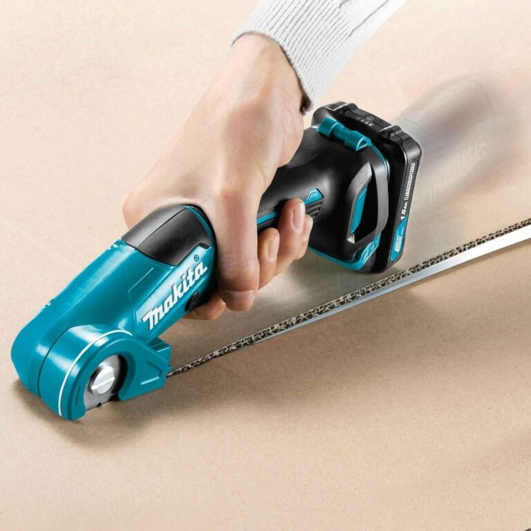 Makita PC01R3 12V max CXT Lithium-Ion Cordless Multi-Cutter Kit (2.0Ah)