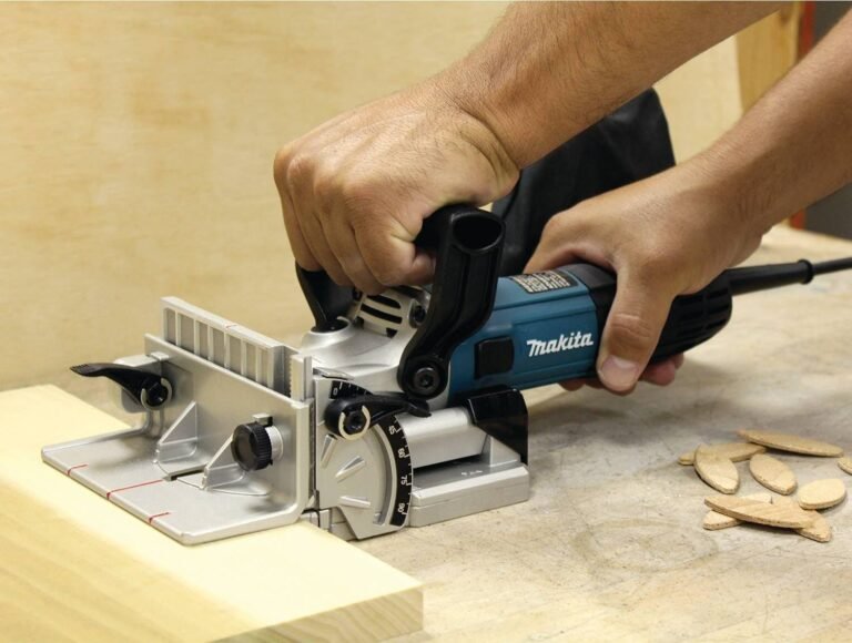 Makita PJ7000 Corded Plate Joiner