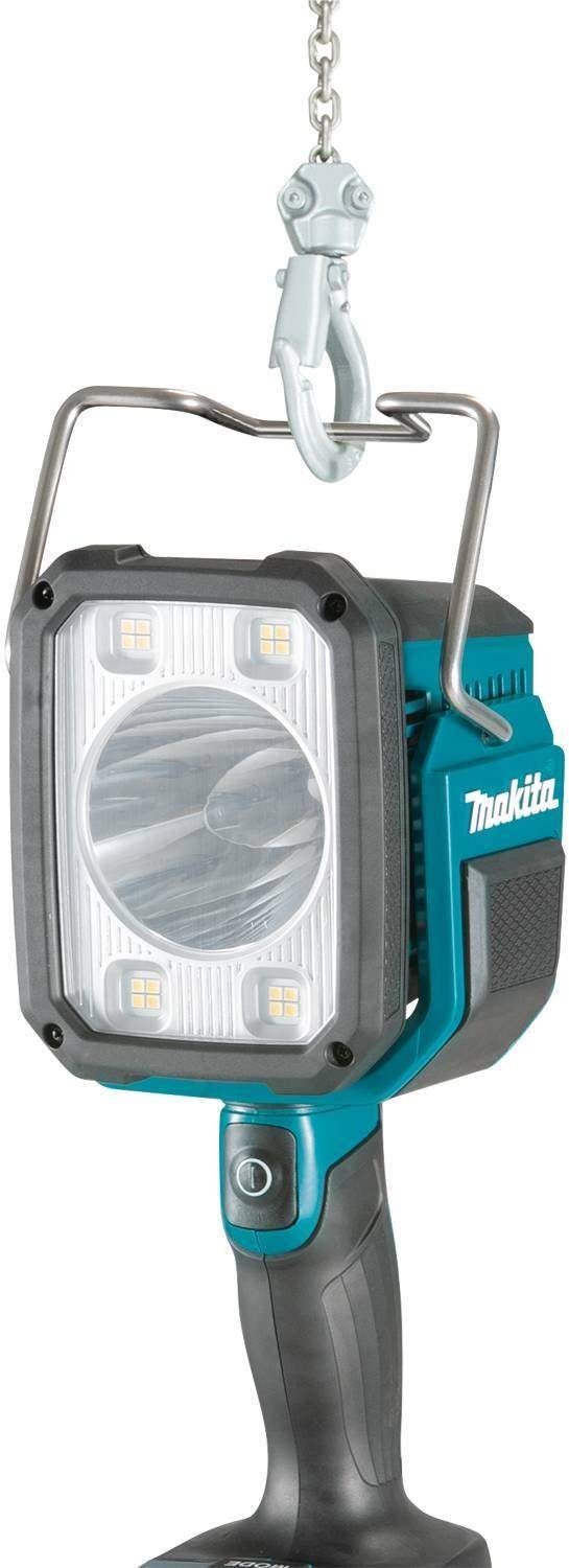 Makita DML812 18V LXT Lithium-Ion Cordless LED Flashlight / Spotlight, Light Only