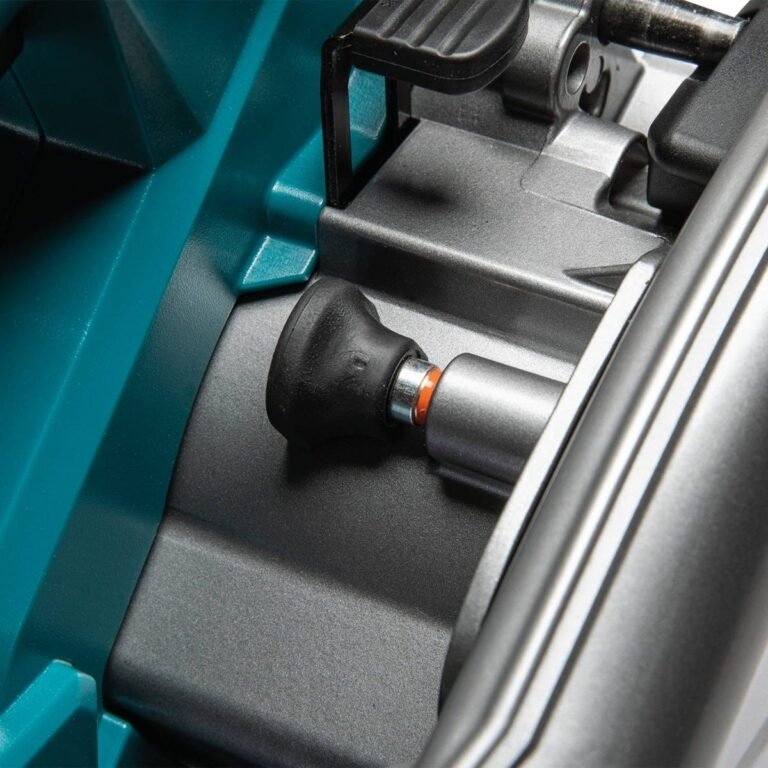 Makita GPS01M1J 40V max XGT Brushless 6-1/2″ AWS Plunge Track Saw 4.0Ah Kit