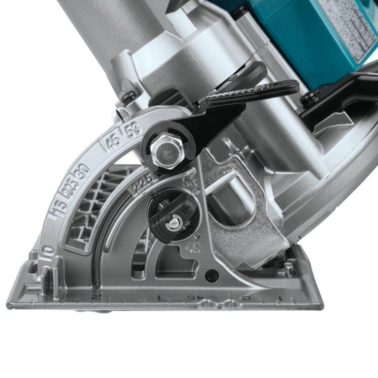 Makita GSR01M1 40V max XGT Brushless Cordless Rear Handle 7-1/4″ Circular Saw Kit (4.0Ah)