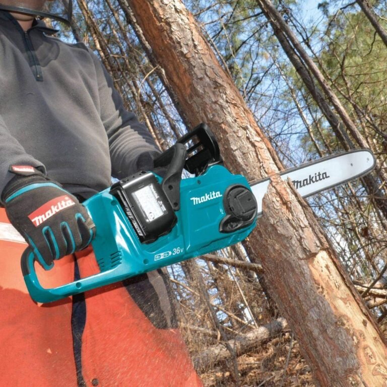 Makita XCU04PT1 18V X2 (36V) LXT Brushless Cordless 16″ Chain Saw 5.0Ah Kit w/ 4 Batteries