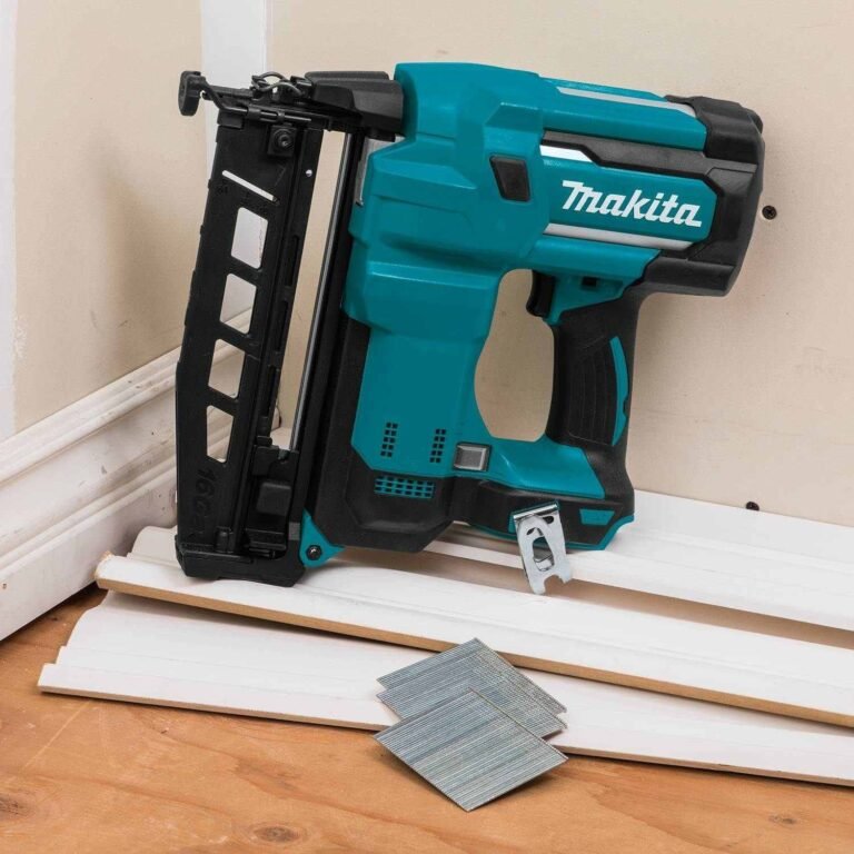 Makita XNB02Z 18V LXT Lithium-Ion Cordless 2-1/2″ Straight Finish Nailer, 16 Ga., Tool Only