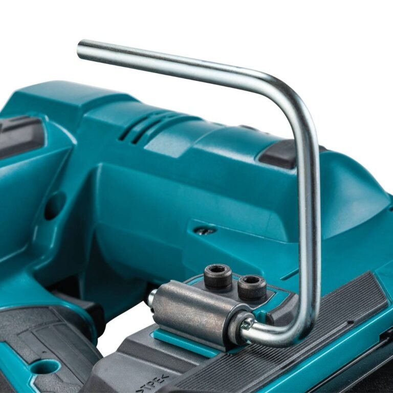Makita XNB03Z 18V LXT Cordless 21-Degree Full Round Head 3-1/2-in. Framing Nailer, Tool Only