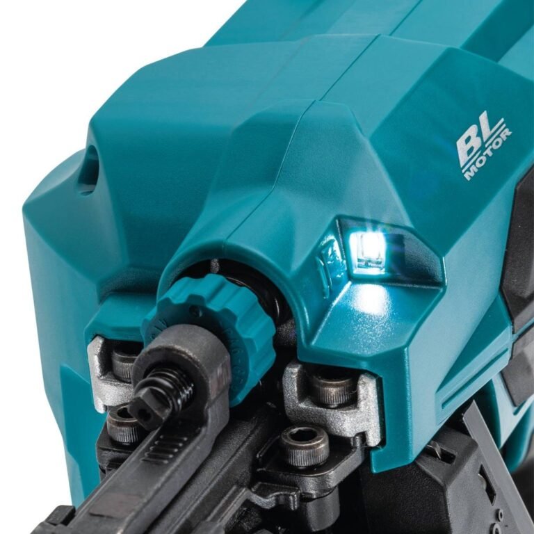 Makita XNB03Z 18V LXT Cordless 21-Degree Full Round Head 3-1/2-in. Framing Nailer, Tool Only