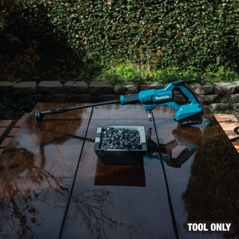 Makita XWH02Z 18V LXT Cordless 320 PSI 0.7 GPM Power Cleaner, Tool Only