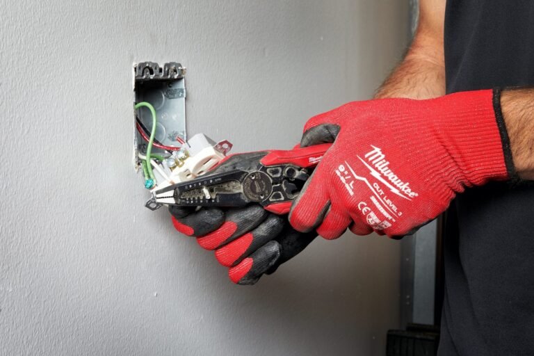 Milwaukee 48-22-3078 7IN1 High-Leverage Combination Pliers