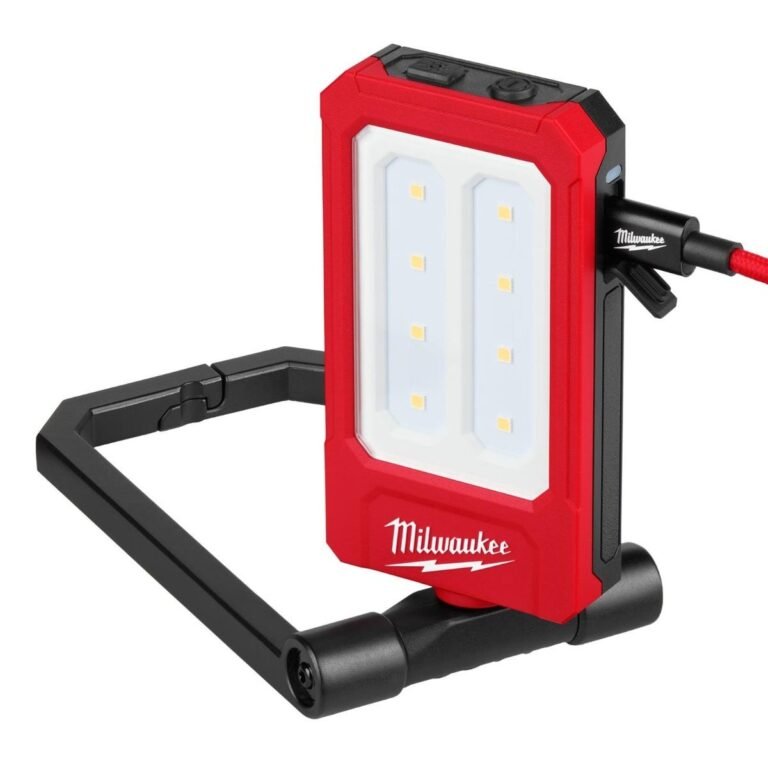 Milwaukee 2013R USB Rechargeable Low-Profile Magnetic 500-Lumen Task Light