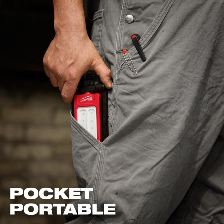 Milwaukee 2013R USB Rechargeable Low-Profile Magnetic 500-Lumen Task Light