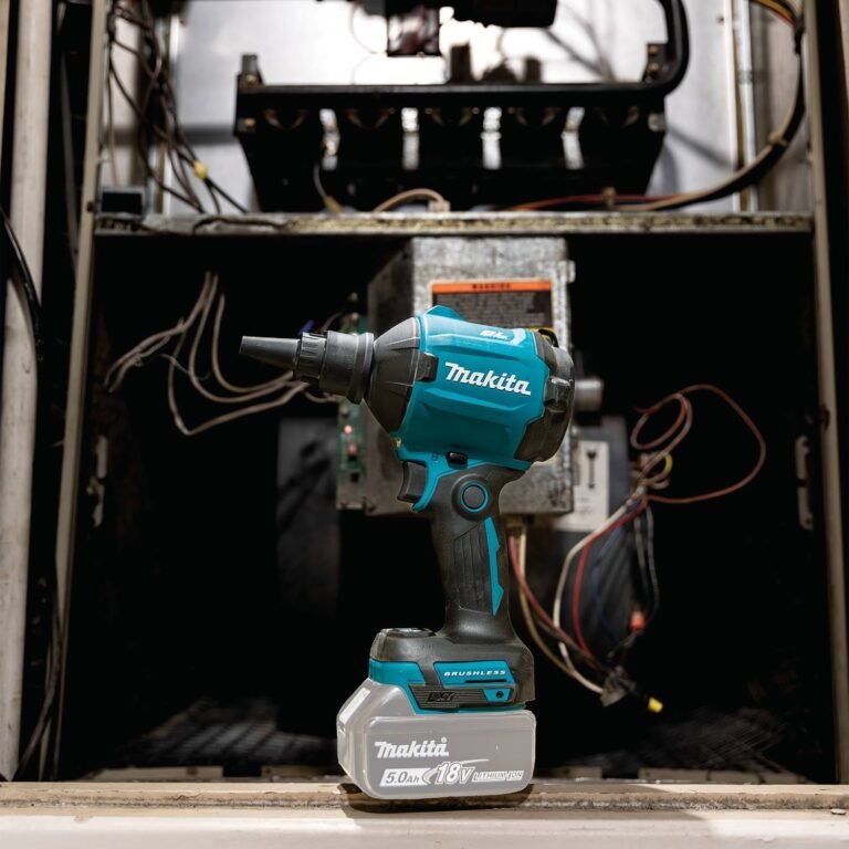 Makita XSA01Z 18V LXT Brushless Cordless High Speed Blower/Inflator, Tool Only